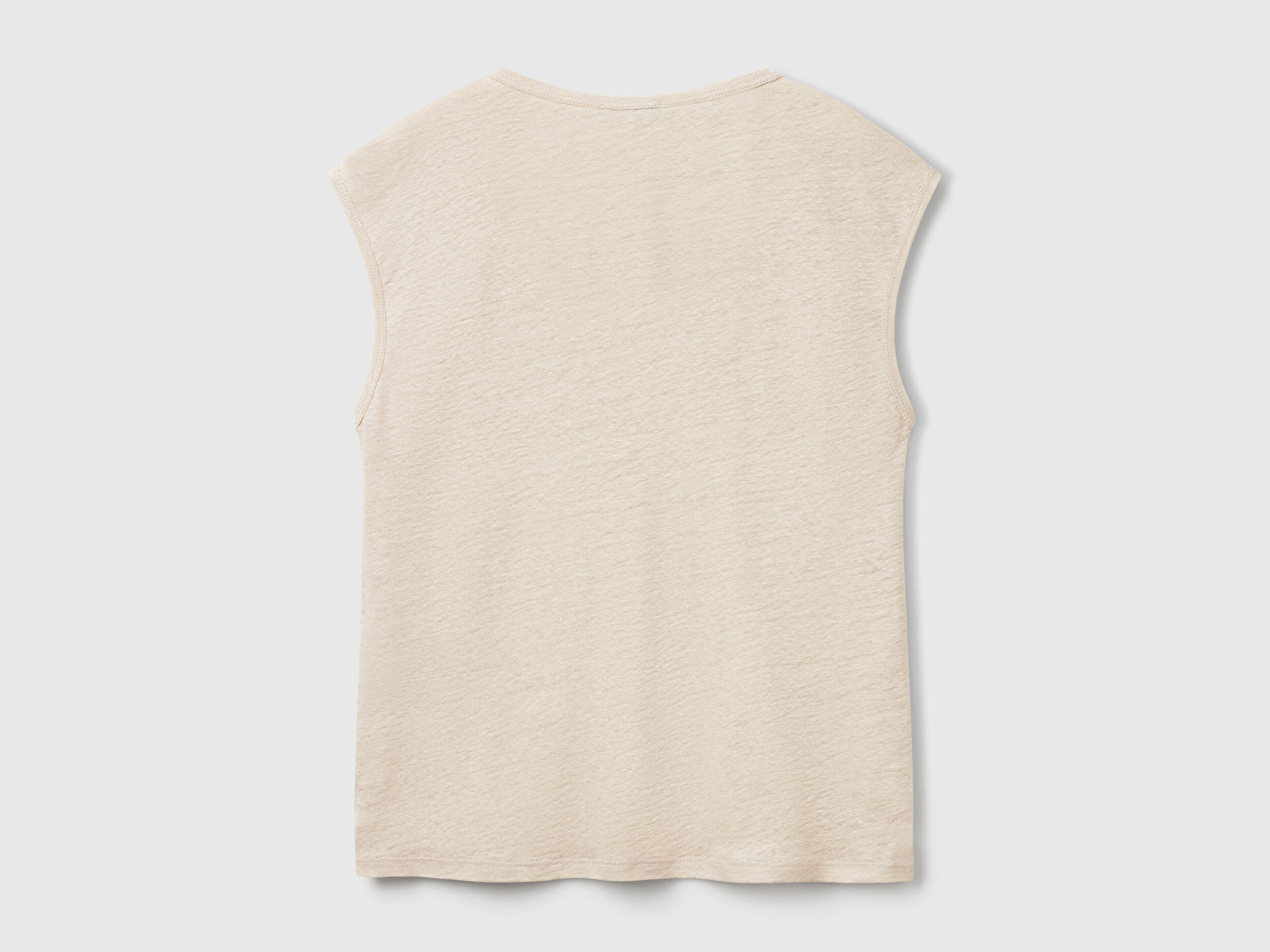 Benetton Kadın Taş Rengi %100 Keten Yanları Yırtmaçlı Relax Fit Yuvarlak Yaka T-Shirt