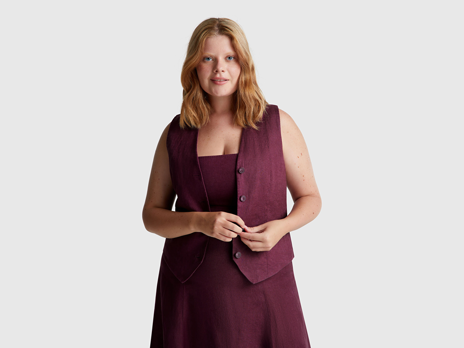 Benetton Kadın Mürdüm %100 Keten Önü Düğme İliklemeli V Yaka Yelek