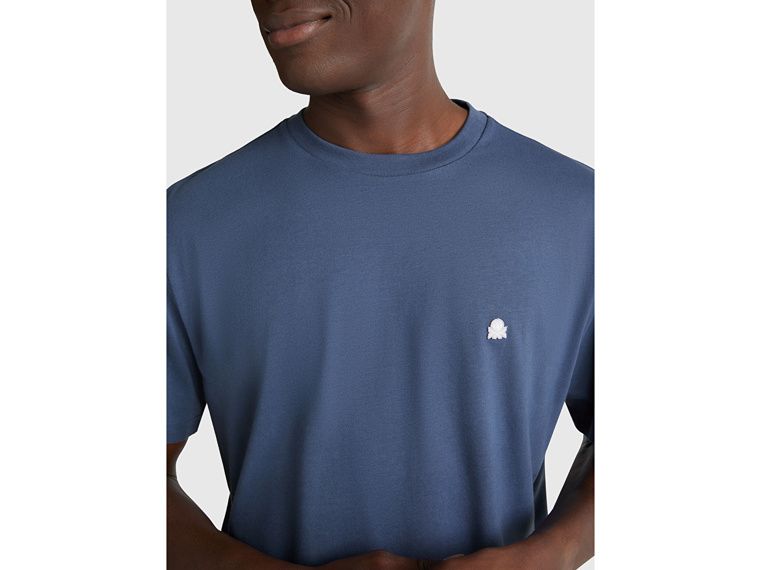 Benetton Erkek Havacı Mavi %100 Koton Benetton Logolu Bisiklet Yaka T-Shirt