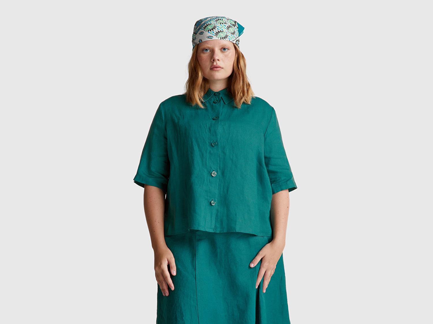 Benetton Kadın Koyu Yeşil %100 Keten Yarım Kollu Düz Gömlek