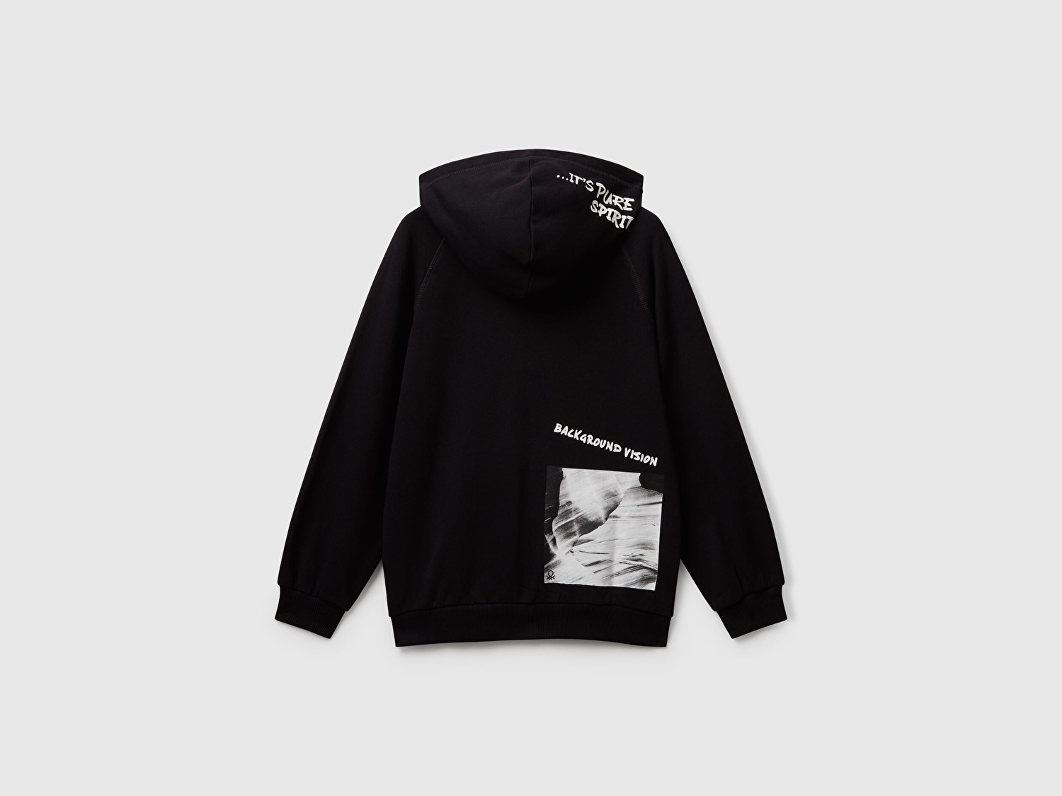 Benetton Erkek Çocuk Siyah Önü ve Arkası Baskılı Fermuarlı Yan Cepli Sweatshirt