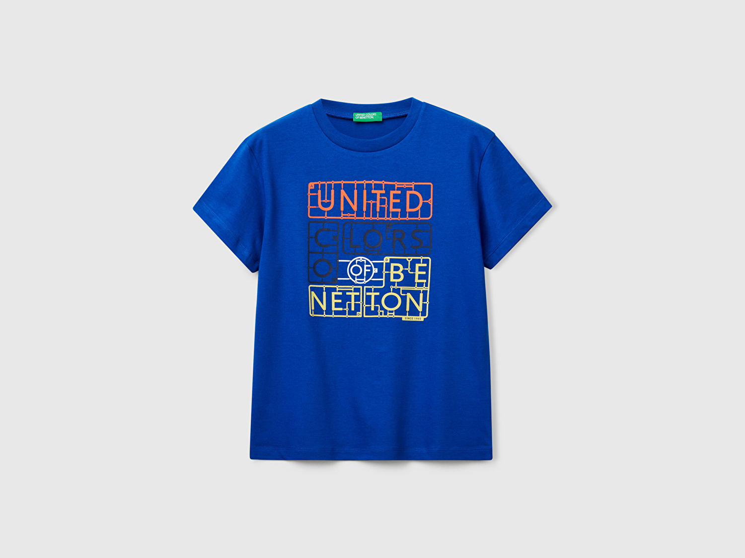 Benetton Erkek Çocuk Saks Mavisi Önü Logo Baskılı Bisiklet Yaka T-shirt