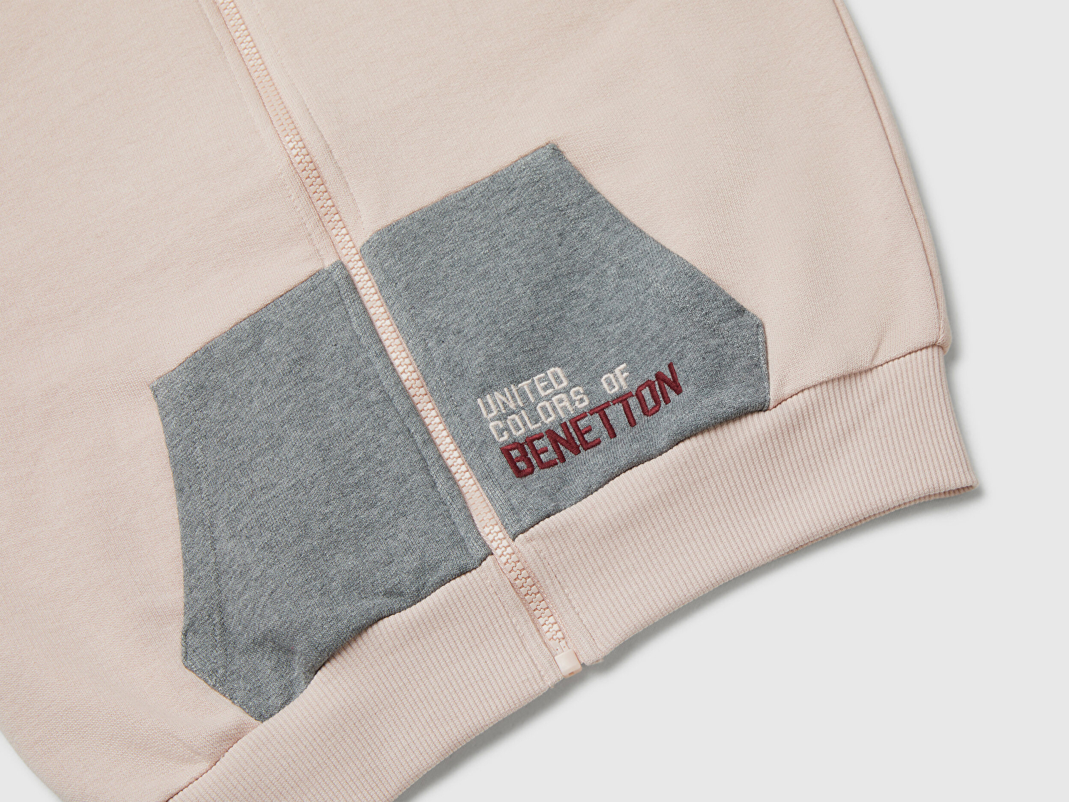 Benetton Kız Çocuk Pembe Mix Önü Logo Nakışlı Cepli Fermuarlı Dik Yaka Sweatshirt