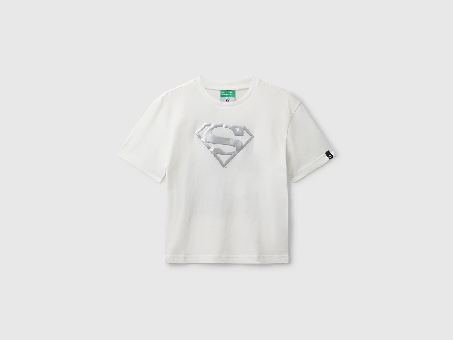 Benetton Erkek Çocuk Ekru Superman Baskılı Logo Etiketli T-shirt