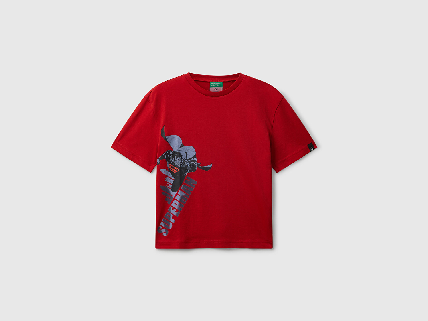 Benetton Erkek Çocuk Kırmızı Superman Baskılı Logo Etiketli T-shirt