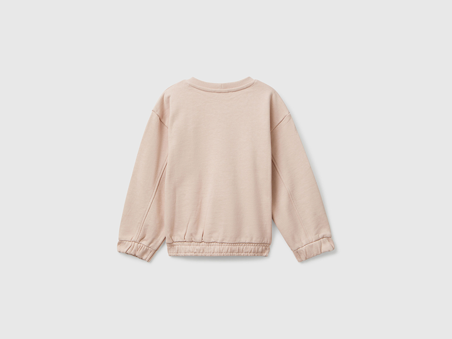Benetton Kız Bebek Toz Pembe Dikiş Detaylı Kalpli Yama Cepli Regular Fit Sweatshirt