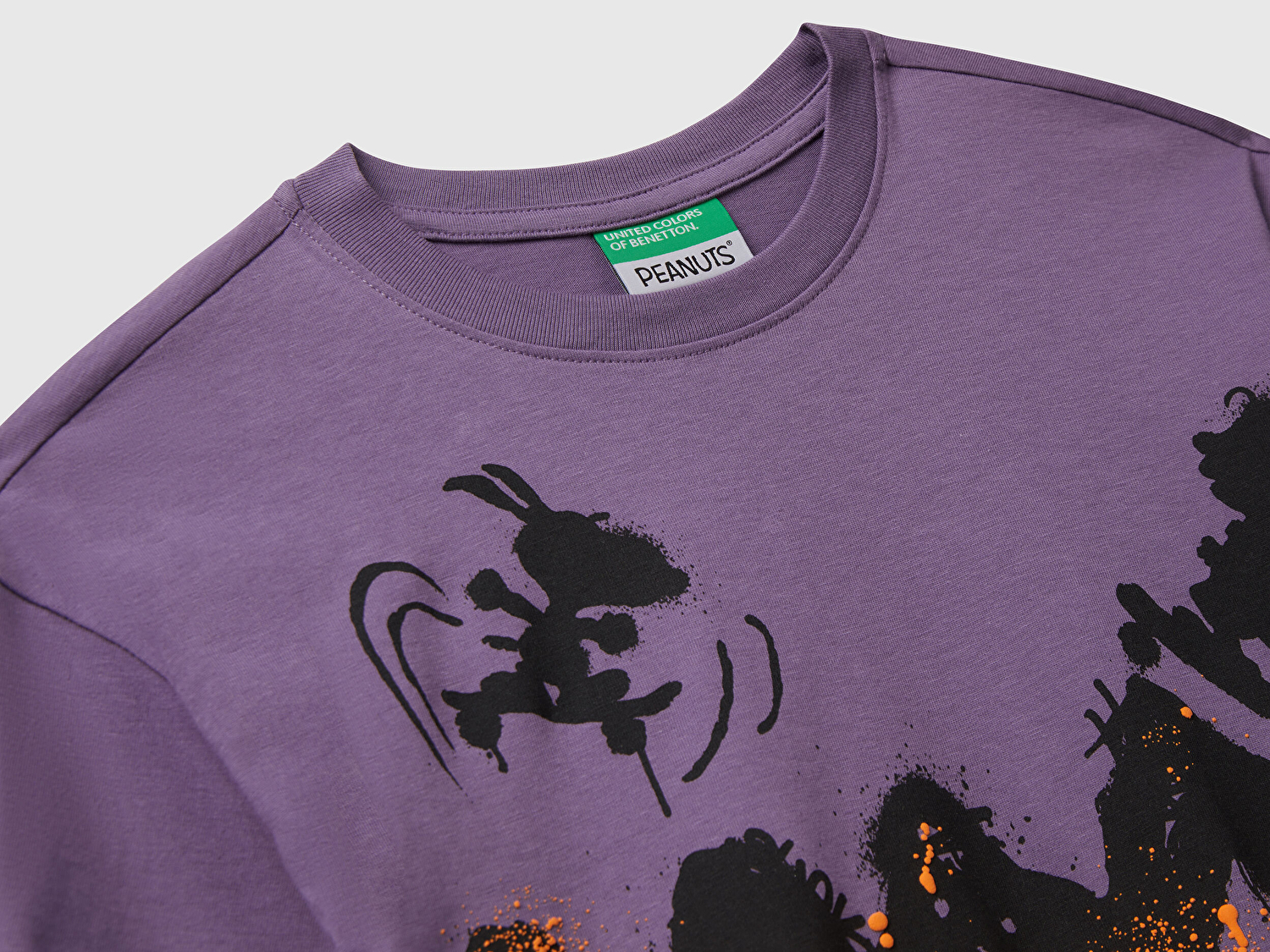 Benetton Erkek Çocuk Mor Çok Renkli Peanuts Baskılı Kolu Logo Etiketli Comfort Fit T-shirt