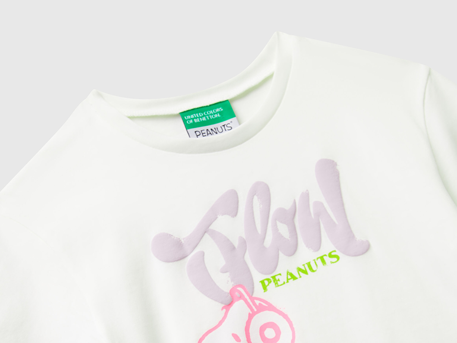 Benetton Kız Bebek Ekru Önü Baskılı Logo Detaylı Ribana Yakalı Jarse T-shirt