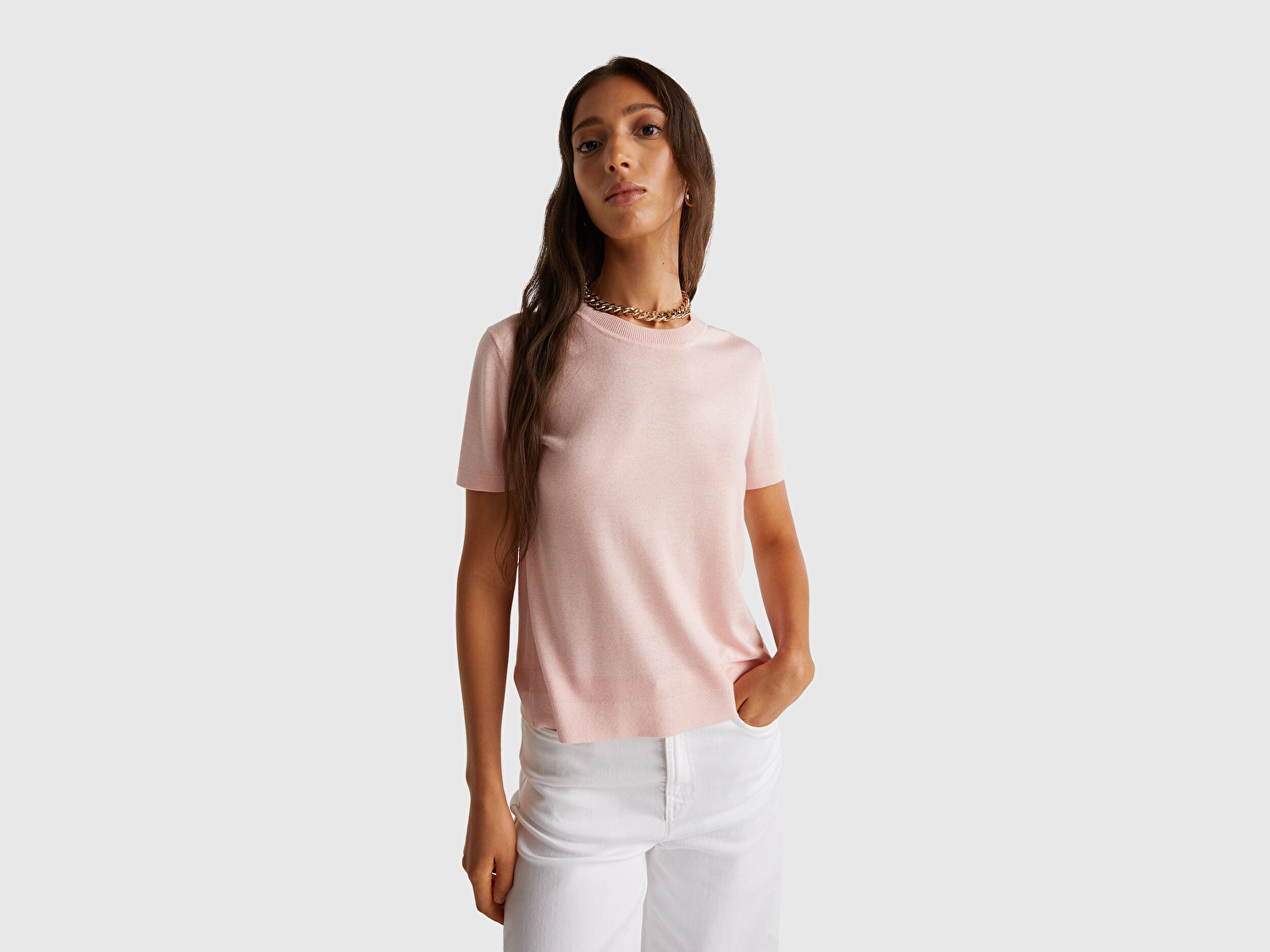 Benetton Kadın Toz Pembe İpek Karışımlı Yuvarlak Yaka Önü Detaylı Kısa Kollu Kazak