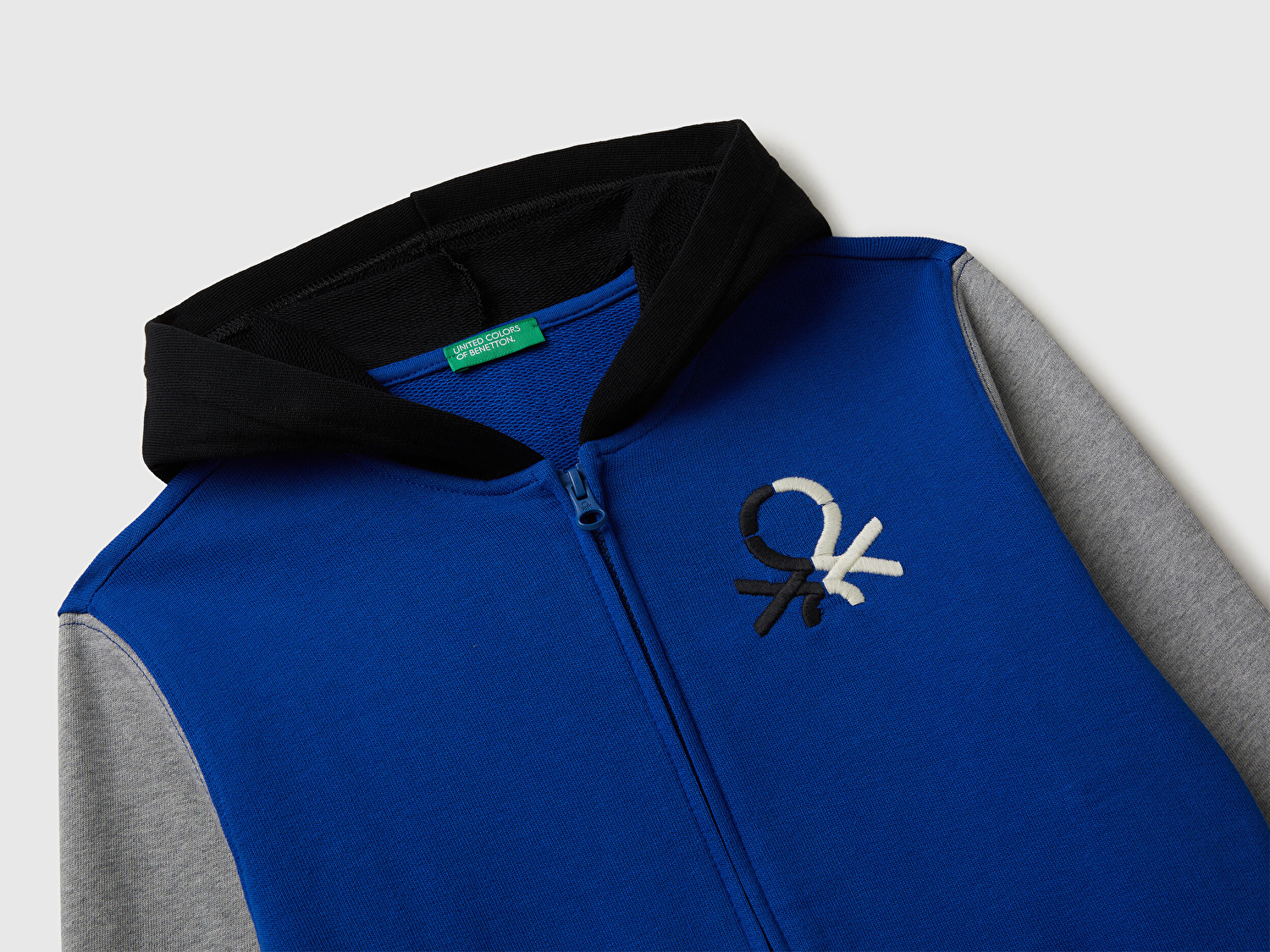 Benetton Erkek Çocuk Mavi-Gri Önü Logo Detaylı Fermuarlı Kapüşonlu Sweatshirt