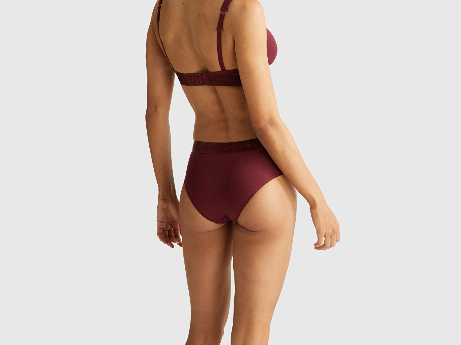Benetton Kadın Bordo Pamuk Karışımlı Bel Bandı Logolu Hipster Kesim Külot