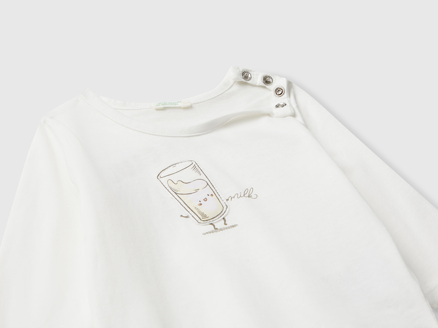 Benetton Bebek Ekru Önü ve Arkası Yama Baskılı Uzun Kollu T-shirt