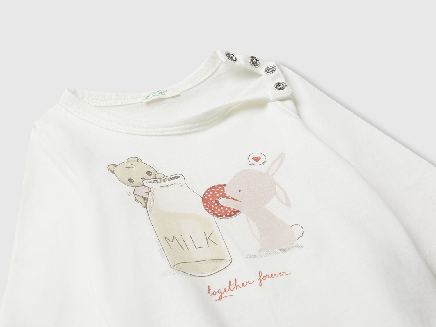 Benetton Bebek Ekru Önü Baskılı Gizli Düğmeli Uzun Kollu T-shirt