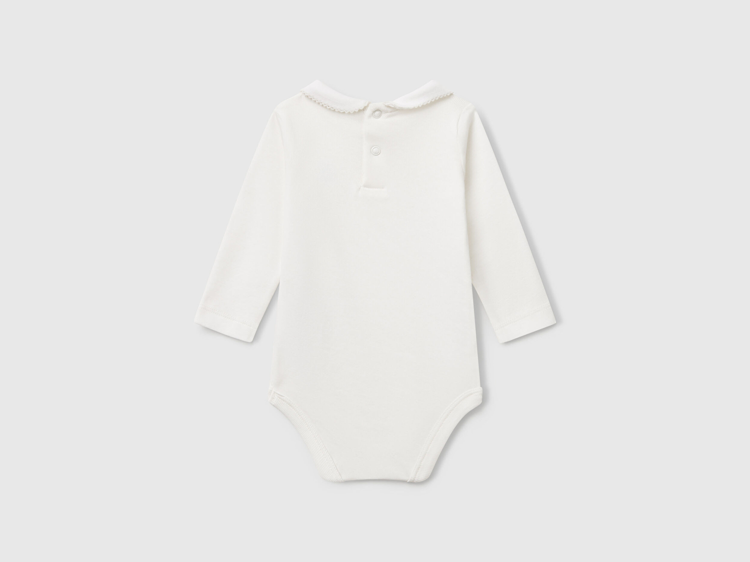 Benetton Bebek Ekru Önü Logo İşlemeli Çıtçıtlı Bebek Yaka Uzun Kollu Body