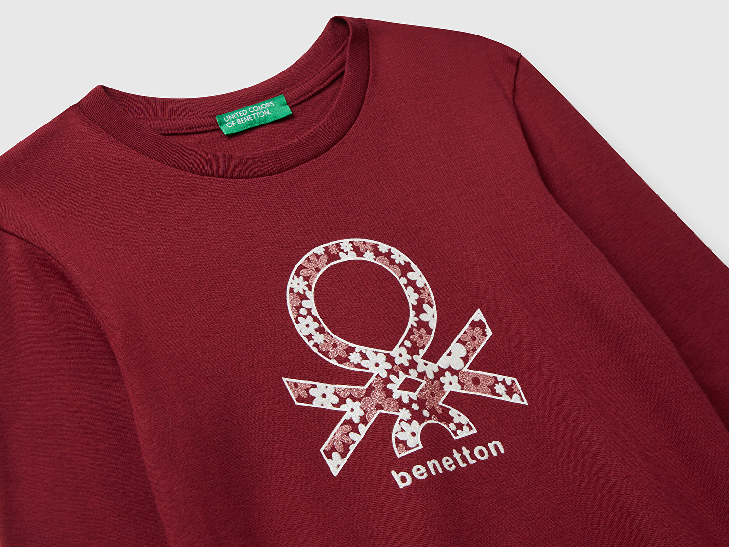 Benetton Kız Çocuk Bordo Parıltılı Logo Baskılı Regular Fit Uzun Kollu T-shirt