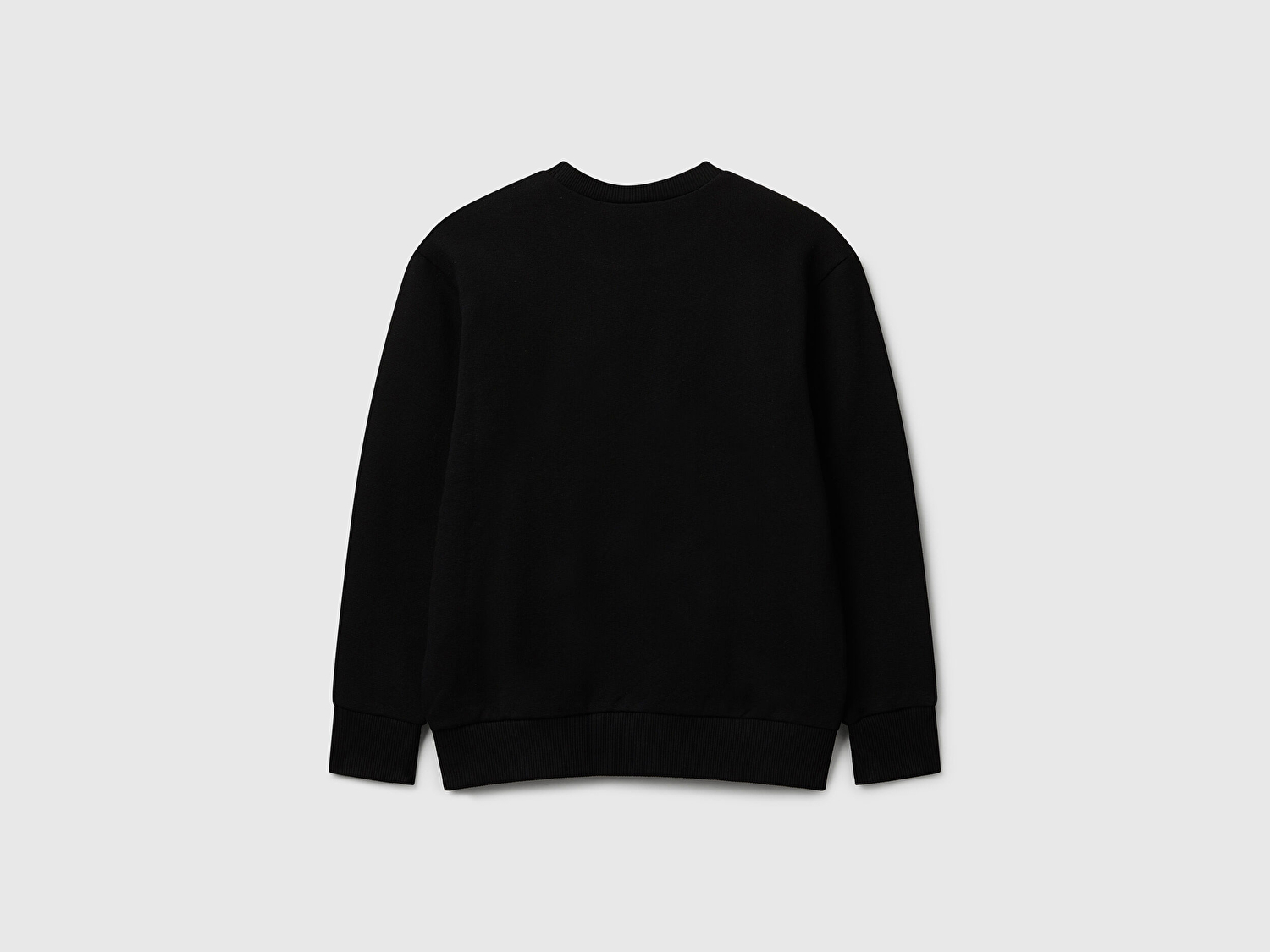 Benetton Erkek Çocuk Siyah Önü Logo Baskılı Bisiklet Yaka Regular Fit Sweatshirt