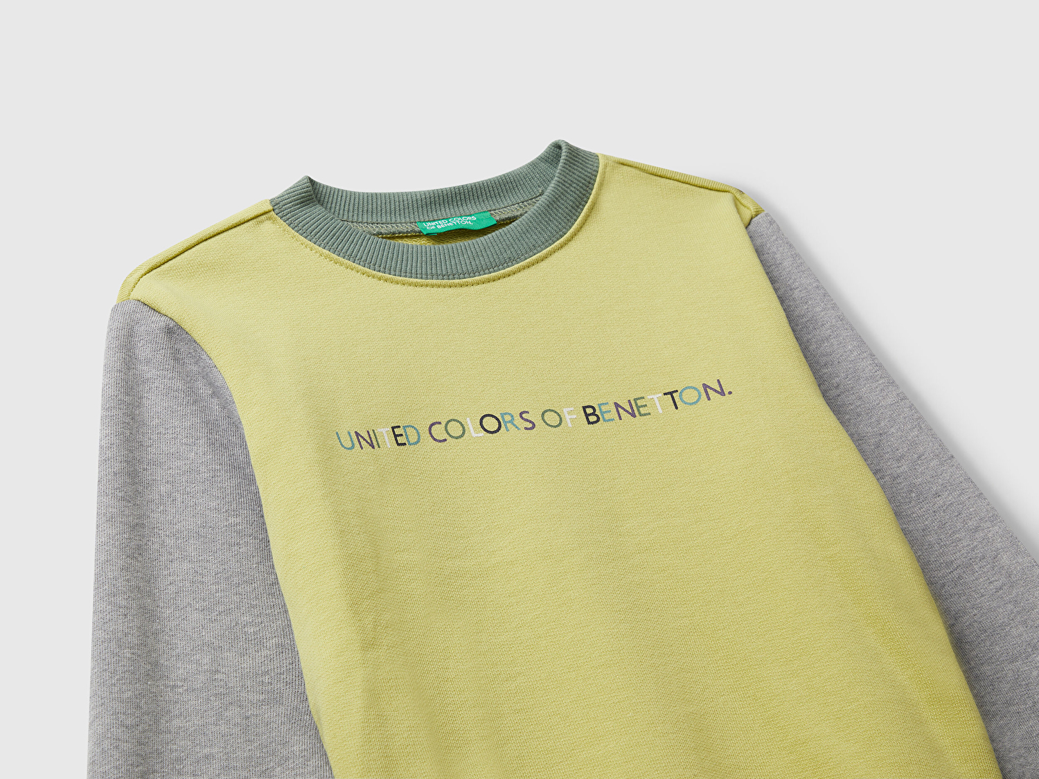 Benetton Erkek Bebek Sarı-Gri Önü Logo Baskılı Bisiklet Yaka Sweatshirt