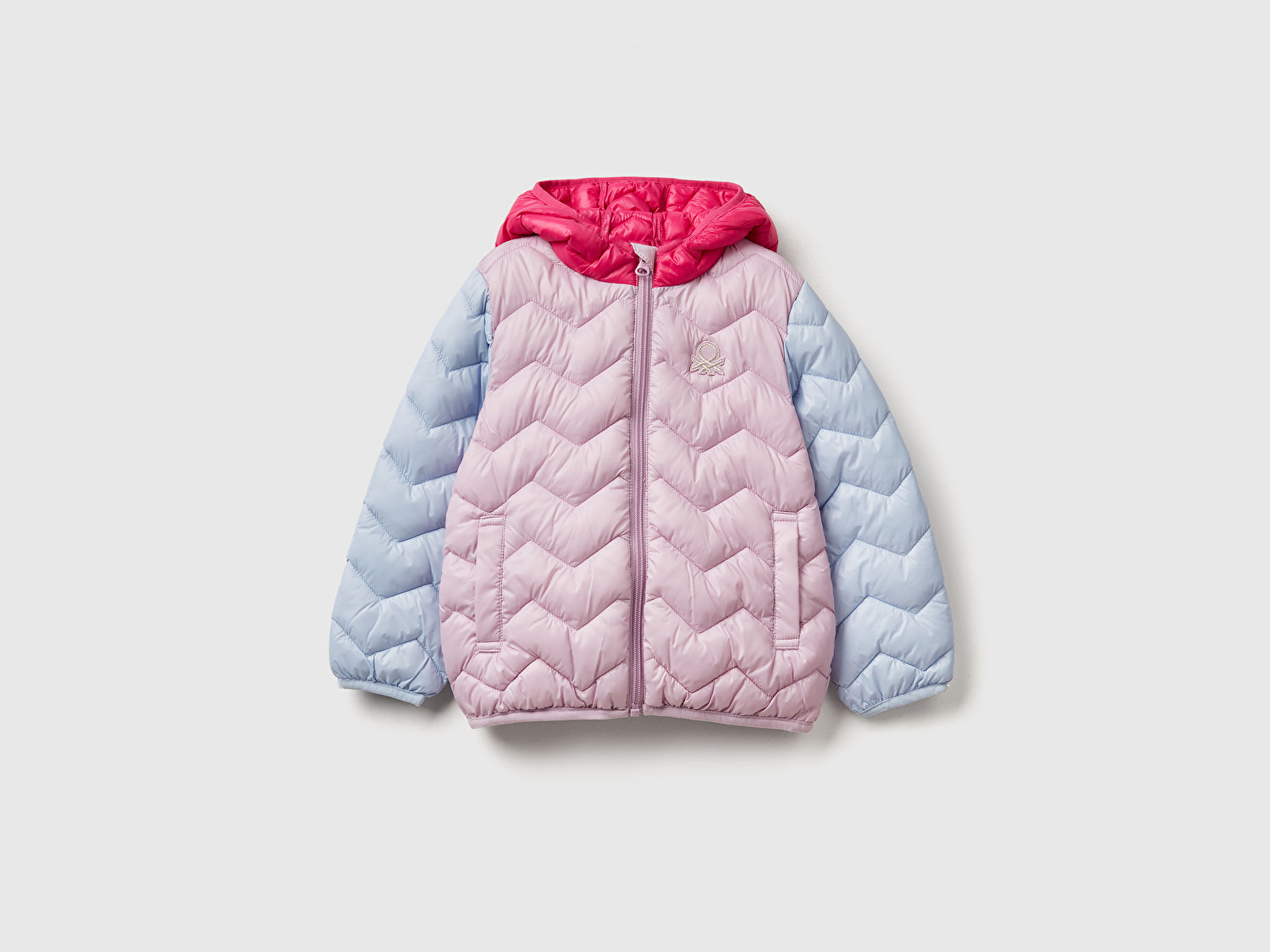 Benetton Kız Bebek Lila-Pembe Simli Logo İşlemeli Kapüşonlu Mevsimlik İnce Mont