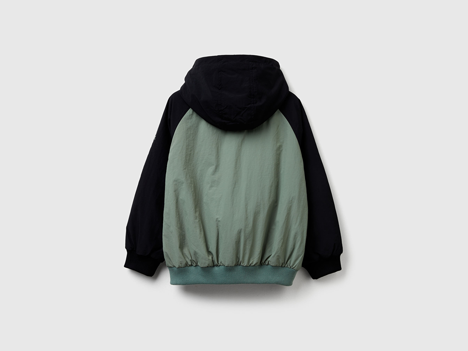 Benetton Erkek Çocuk Haki-Siyah Fermuarlı Ribana Detaylı Kapüşonlu Ceket