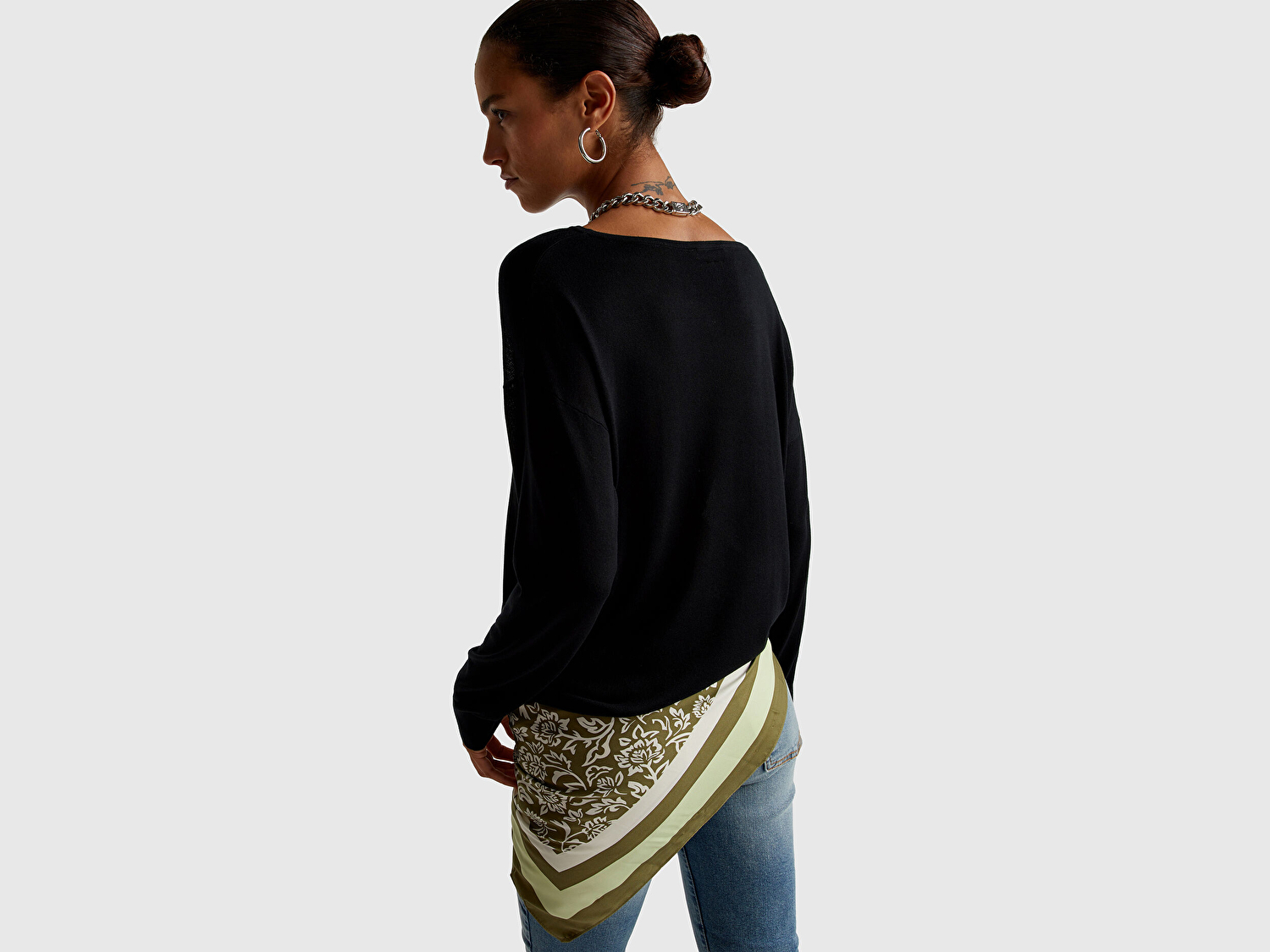 Benetton Kadın Sİyah %100 Viskoz Kayık Yaka Kazak