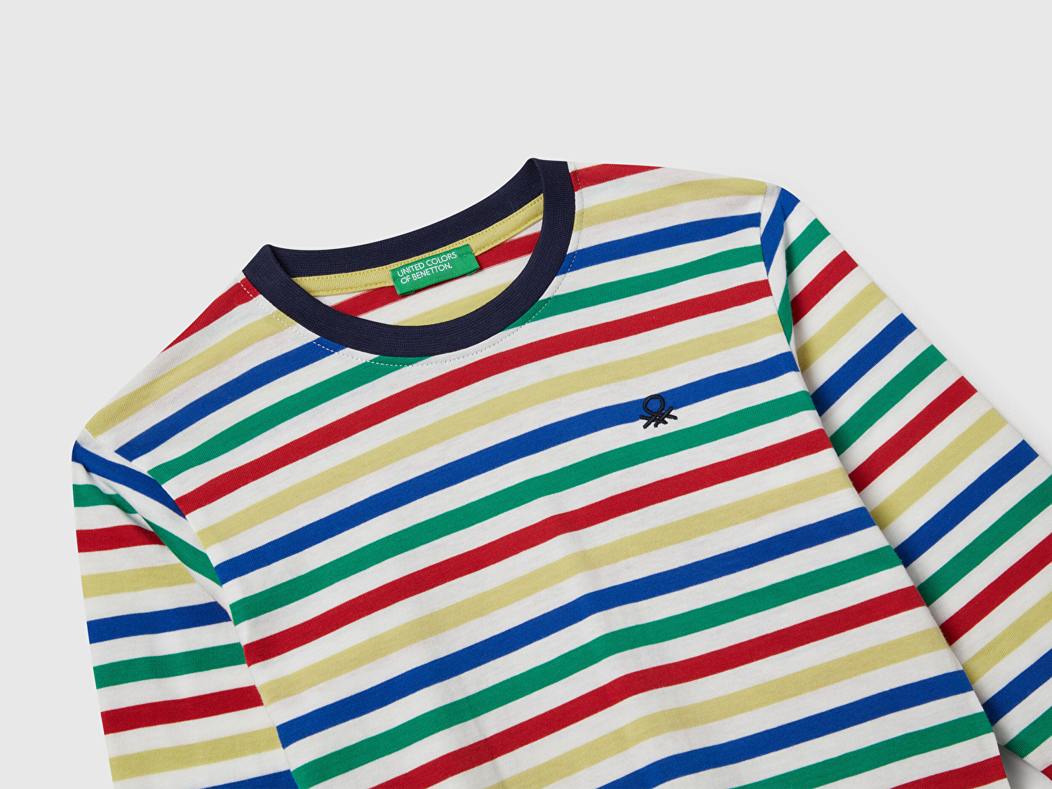 Benetton Erkek Bebek Beyaz Mix Çizgi Desenli Uzun Kollu Bisiklet Yaka Regular Fit T-shirt