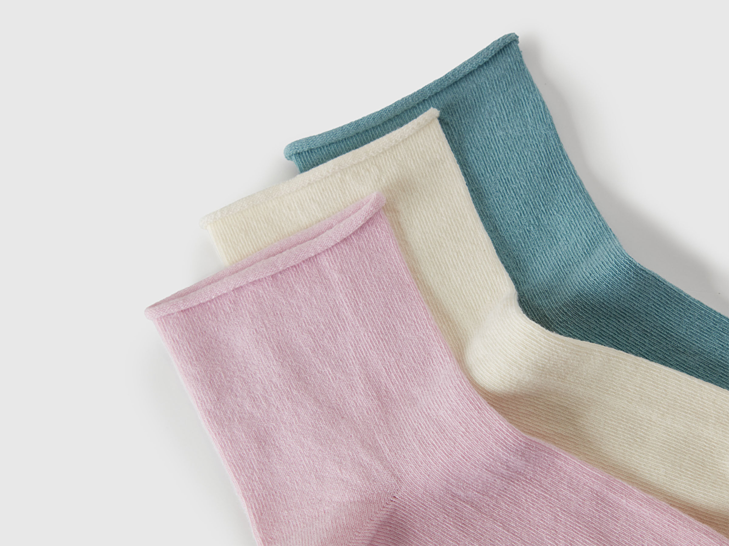 Kadın Krem - Lila - Mint Pamuk Karışımlı Düz Renk 3'lü Çorap Seti