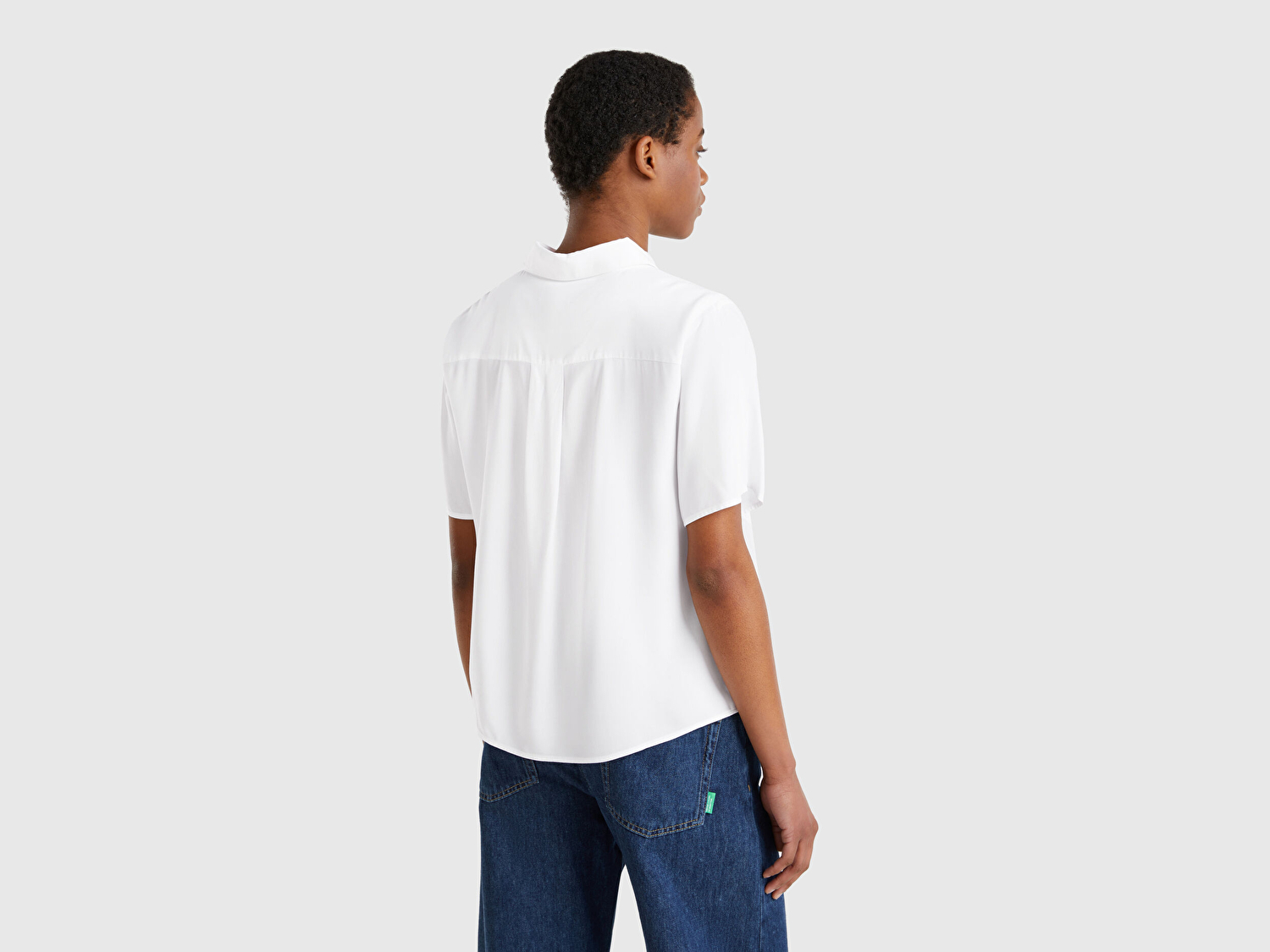 Benetton Kadın Beyaz %100 Viskoz Düğmeli Kısa Kollu Gömlek