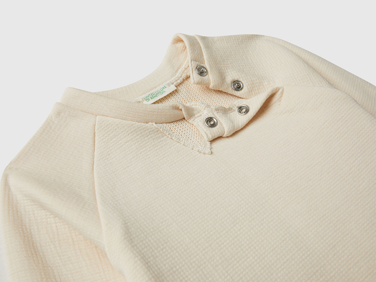 Benetton Bebek Taş Rengi Yakası Üçgen Motifli Ribana  Sweatshirt