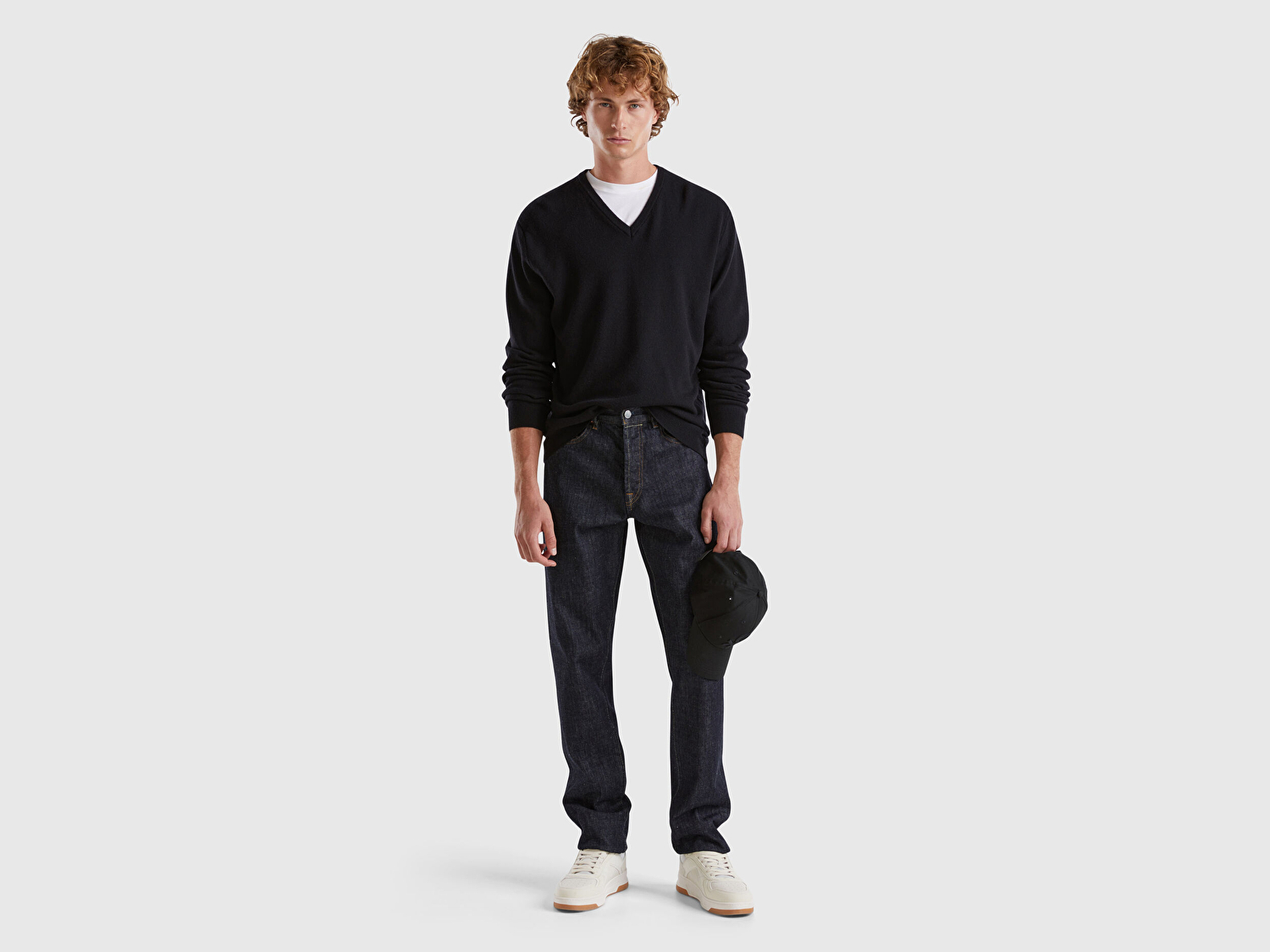 Benetton Erkek Siyah V Yaka %100 Merino Kazak