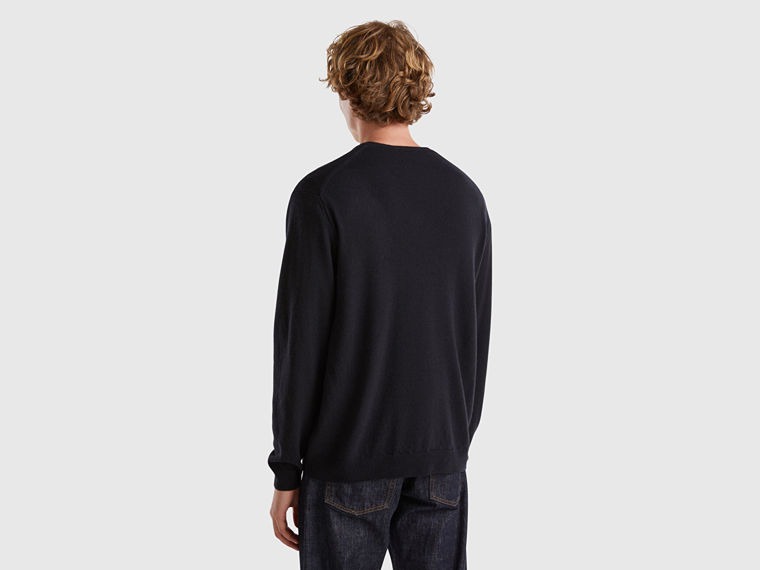 Benetton Erkek Siyah V Yaka %100 Merino Kazak