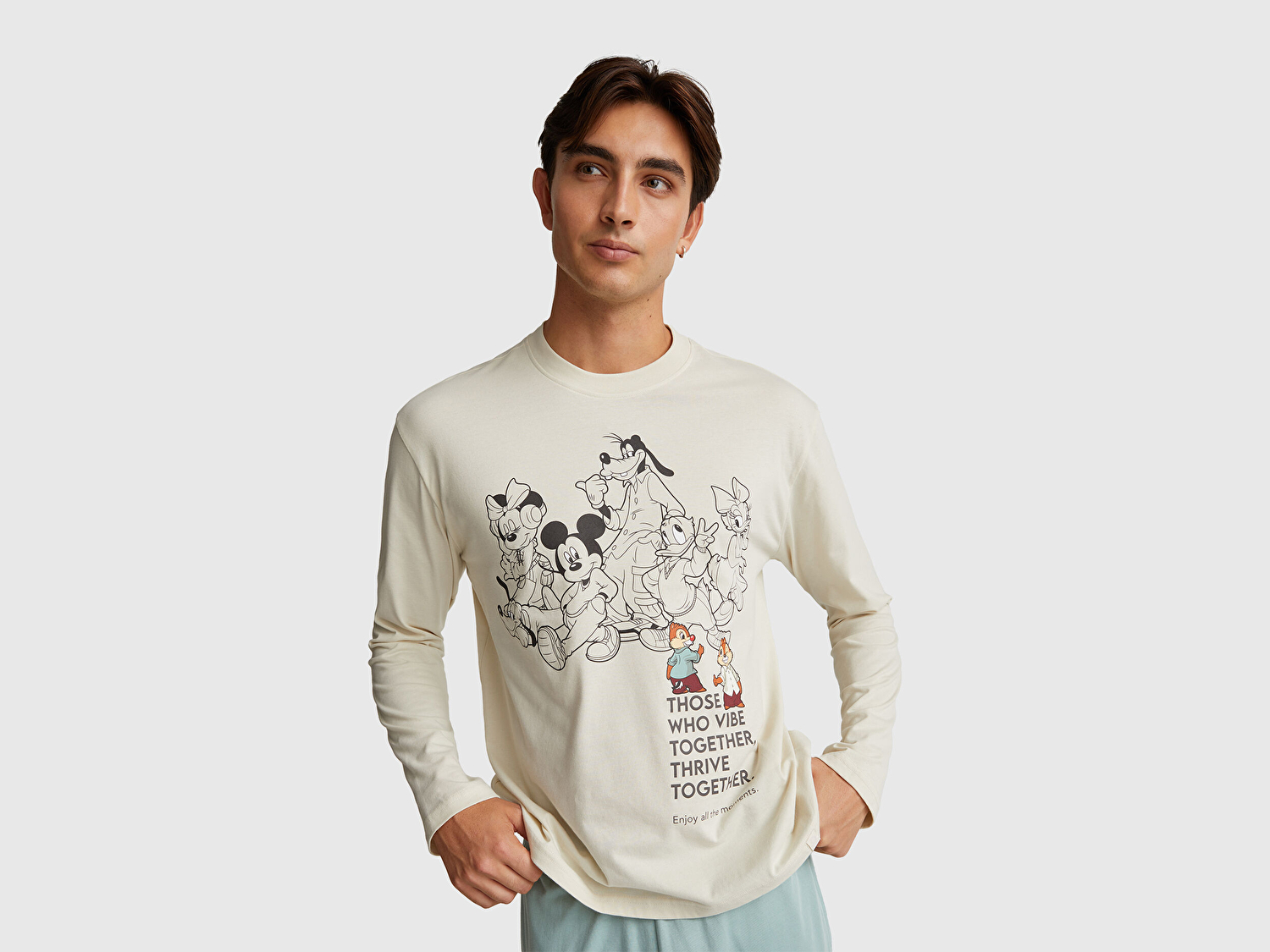 Benetton Erkek Krem %100 Koton Disney Baskılı Uzun Kollu T-Shirt