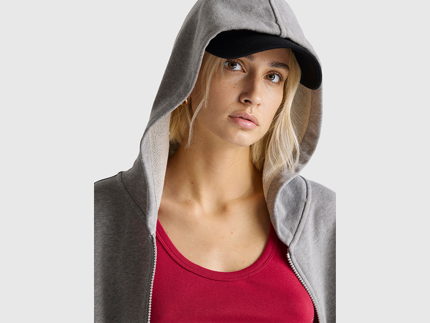 Benetton Kadın Gri Melanj Logo Baskı Detaylı Kapüşonlu Relax Fit Sweatshirt