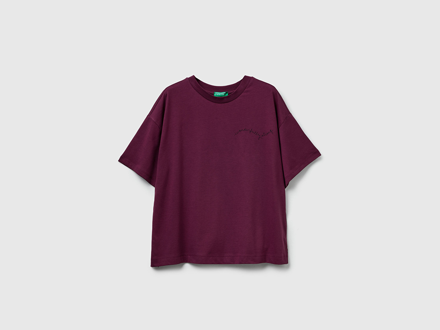 Benetton Kadın Mürdüm %100 Pamuk Göğsü Yazı Baskılı Bisiklet Yaka T-Shirt