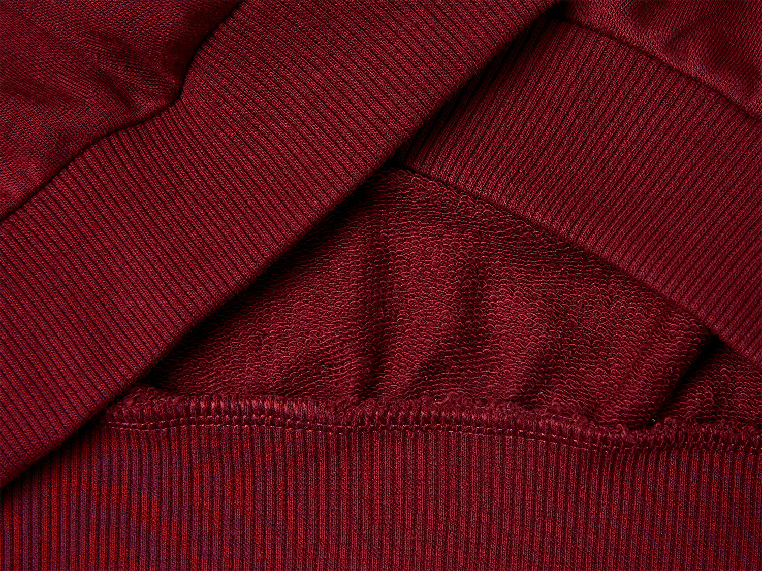 Benetton Kız Çocuk Bordo Önü Baskılı Logo İşlemeli Relaxed Fit Kısa Sweatshirt