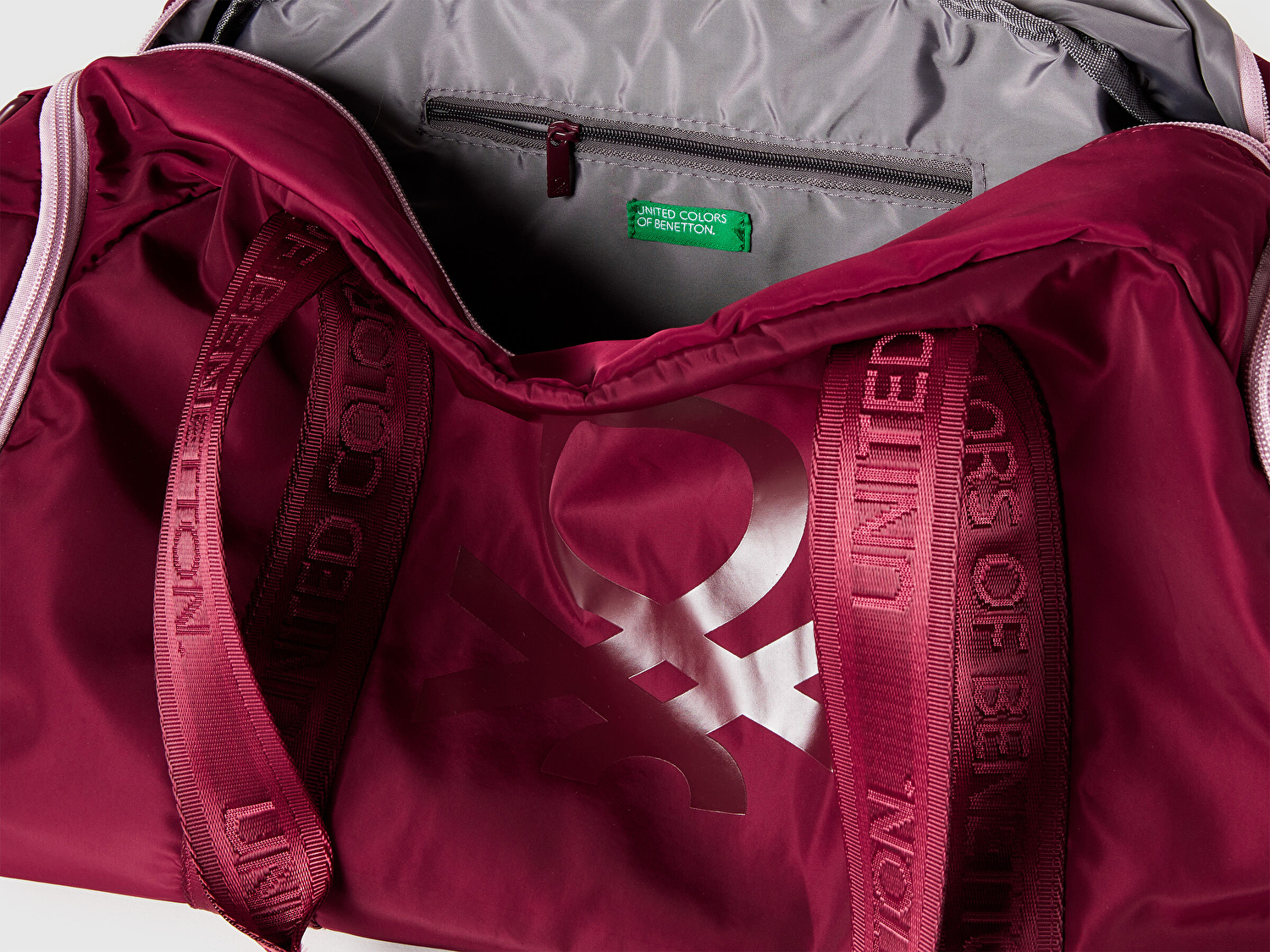 Benetton Kadın Bordo Logo Baskılı Fermuarlı Ayarlanabilir Askılı Spor Çanta