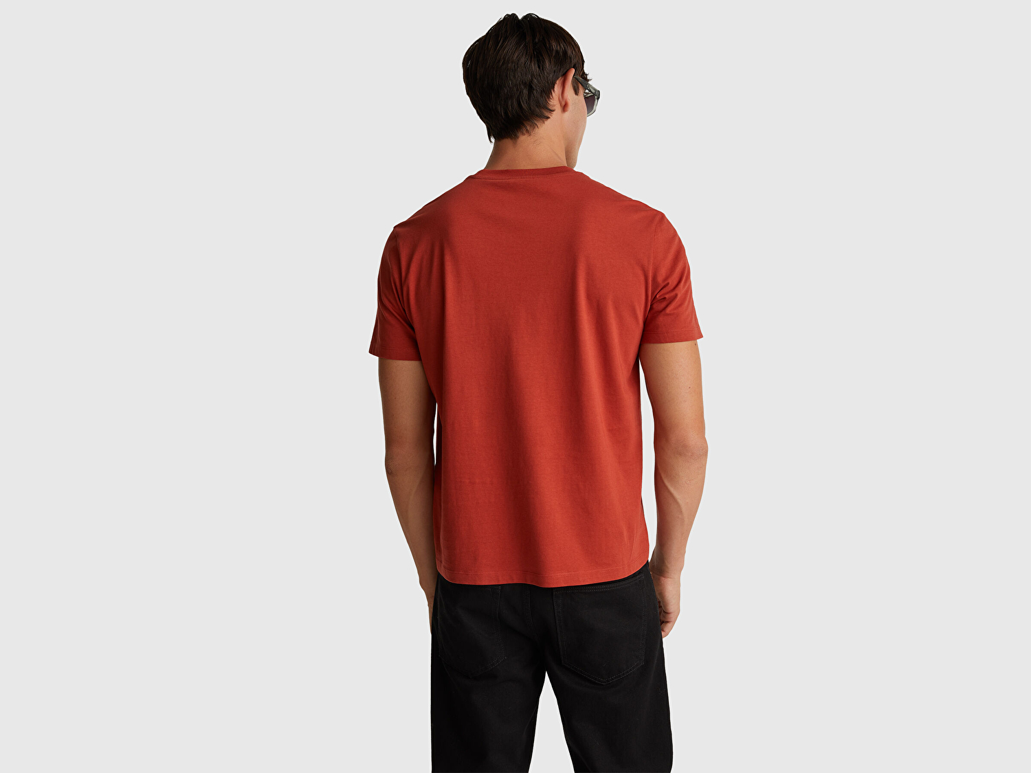 Benetton Erkek Kırmızı-UCB %100 Pamuk Önü Logo Baskılı Relax Fit T-Shirt