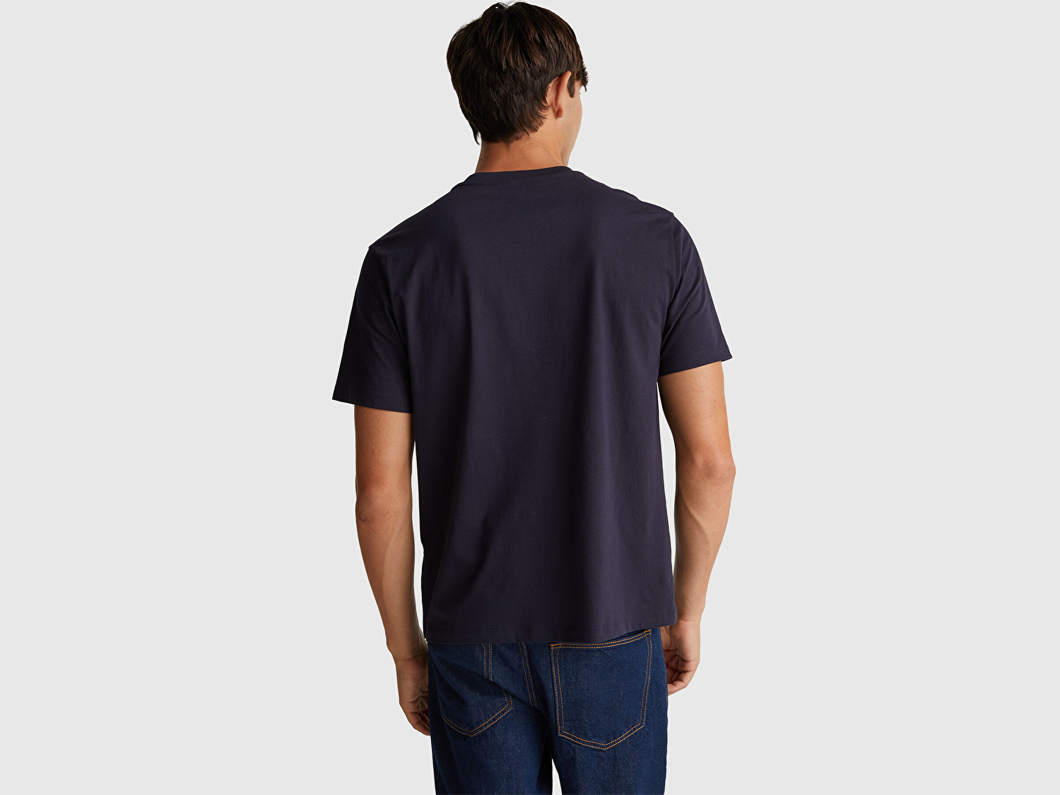 Benetton Erkek Lacivert %100 Pamuk Önü Logo Baskılı Relax Fit T-Shirt