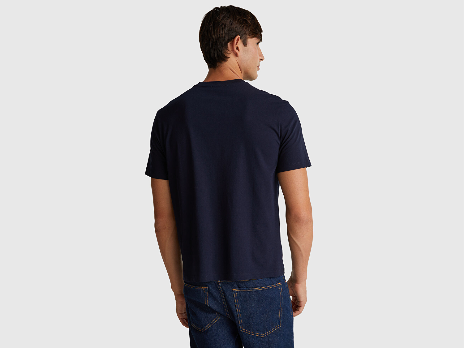 Benetton Erkek Lacivert-UCB %100 Pamuk Önü Logo Baskılı Relax Fit T-Shirt