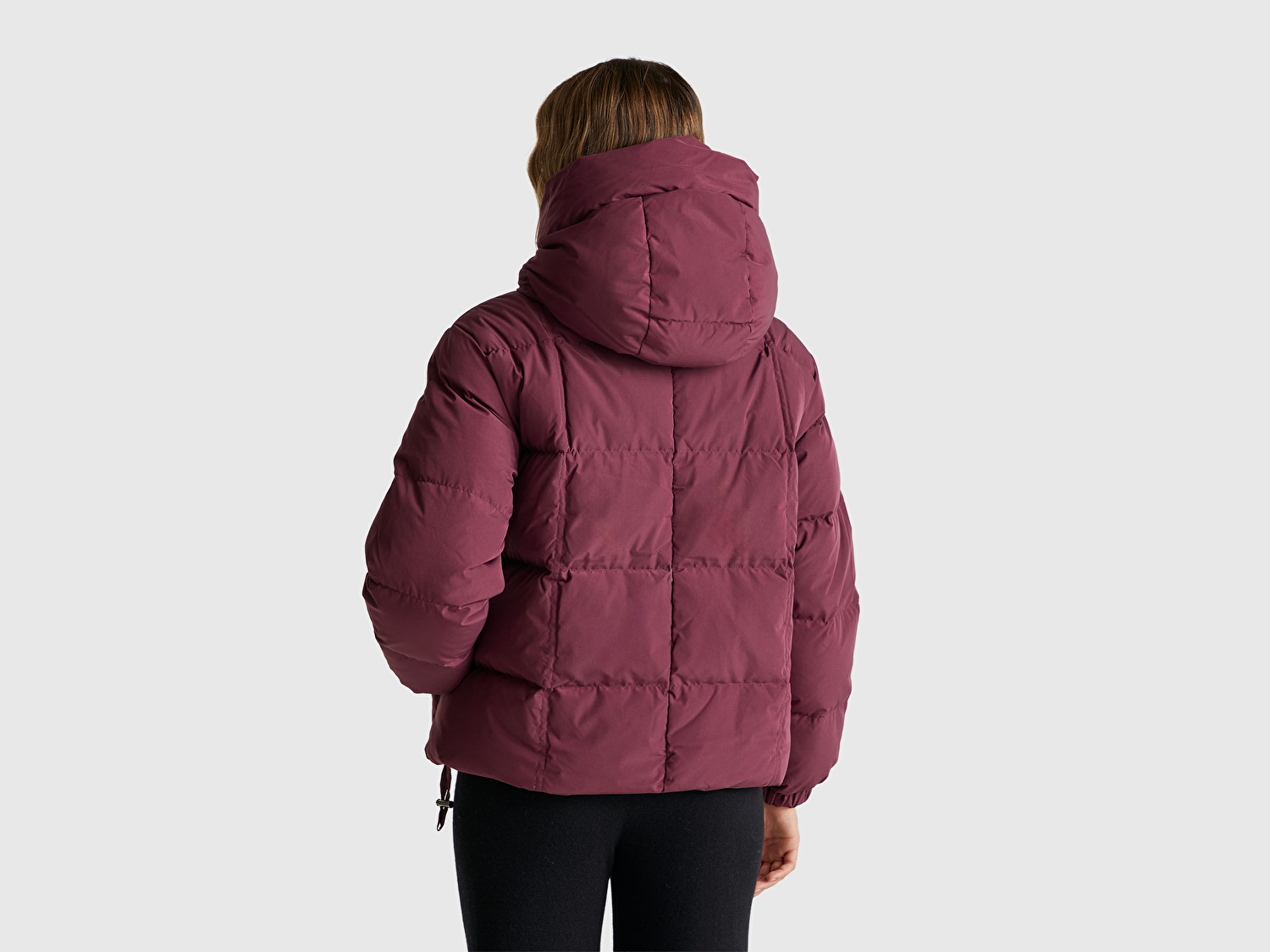 Benetton Kadın Mürdüm Kuş Tüyü Kapüşonlu Fermuarlı Kolu Lastikli Şişme Mont