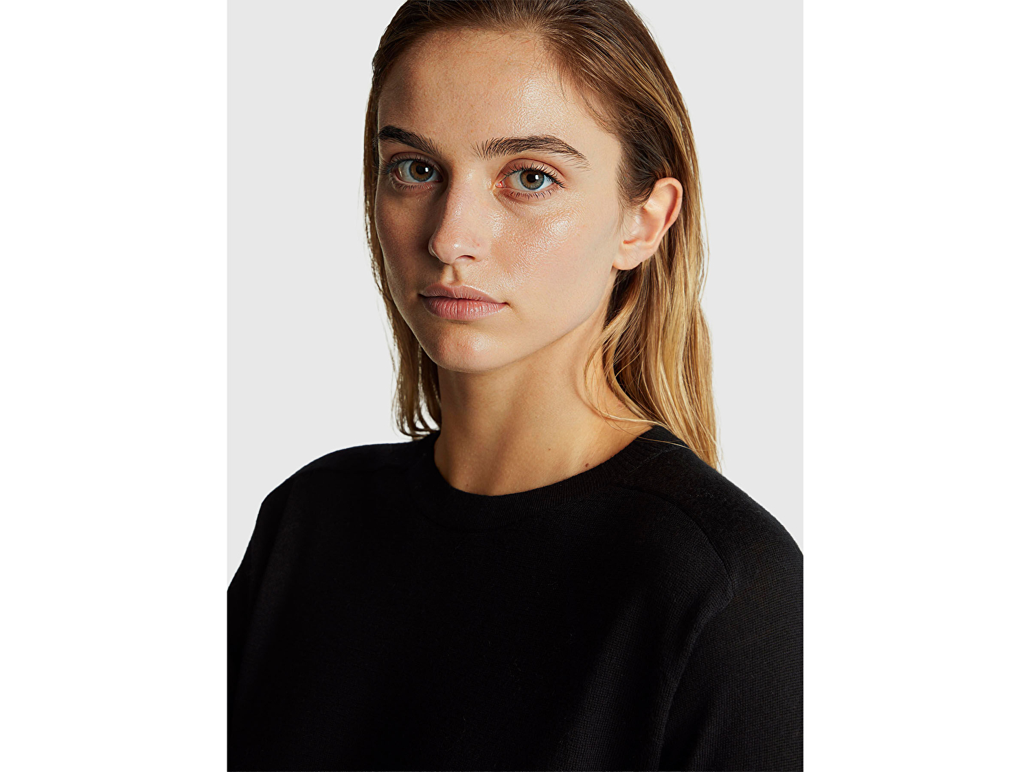 Benetton Kadın Sİyah %100 Yün Bisiklet Yaka Kısa Kollu Kazak