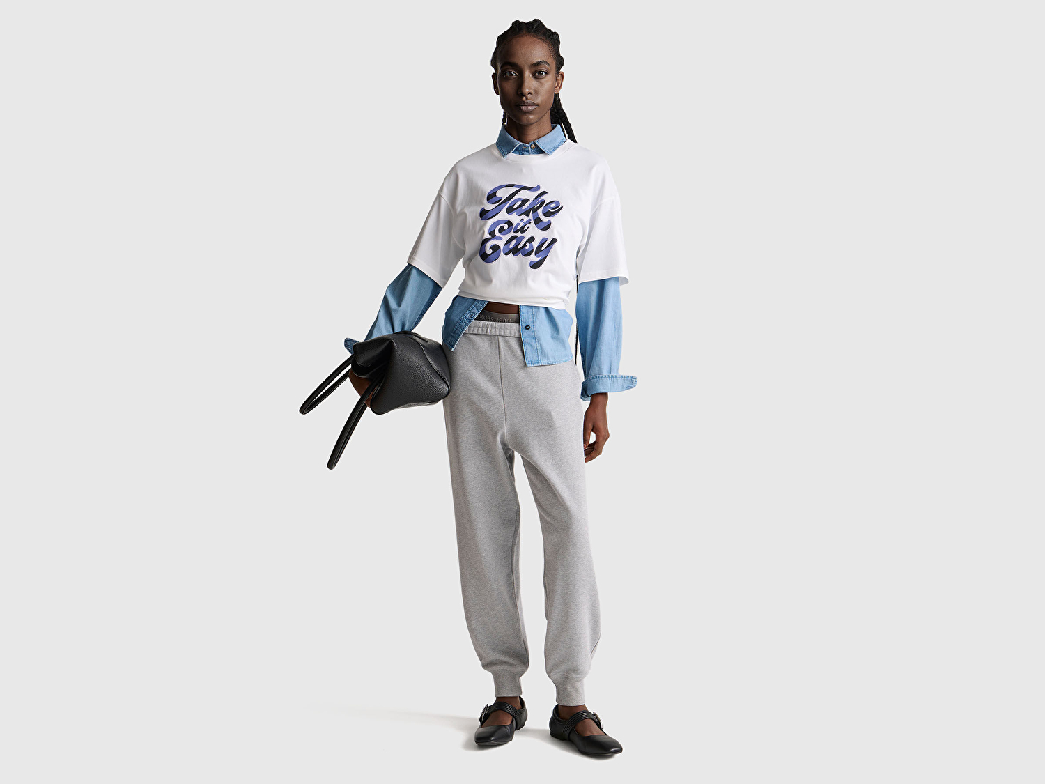 Benetton Kadın Beyaz-Mavi Yazılı %100 Pamuk Önü Yazı Baskılı Bisiklet Yaka T-Shirt