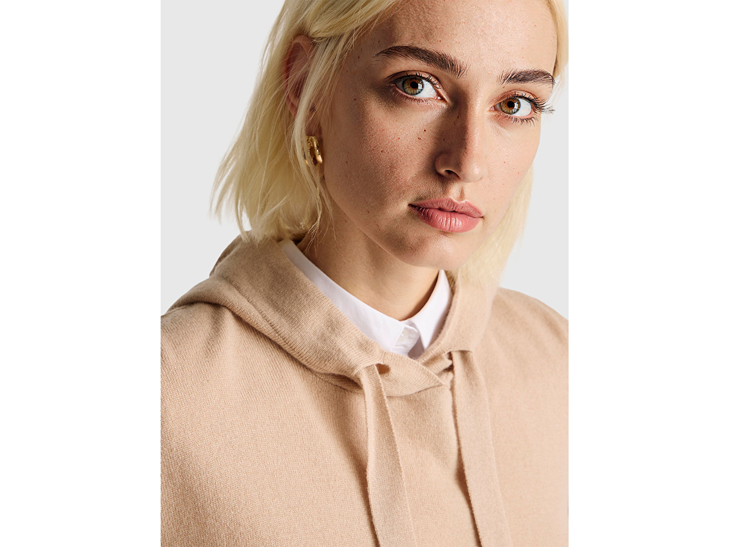 Benetton Kadın Bej Yün ve Kaşmir Karışımlı Kapüşonlu Kazak