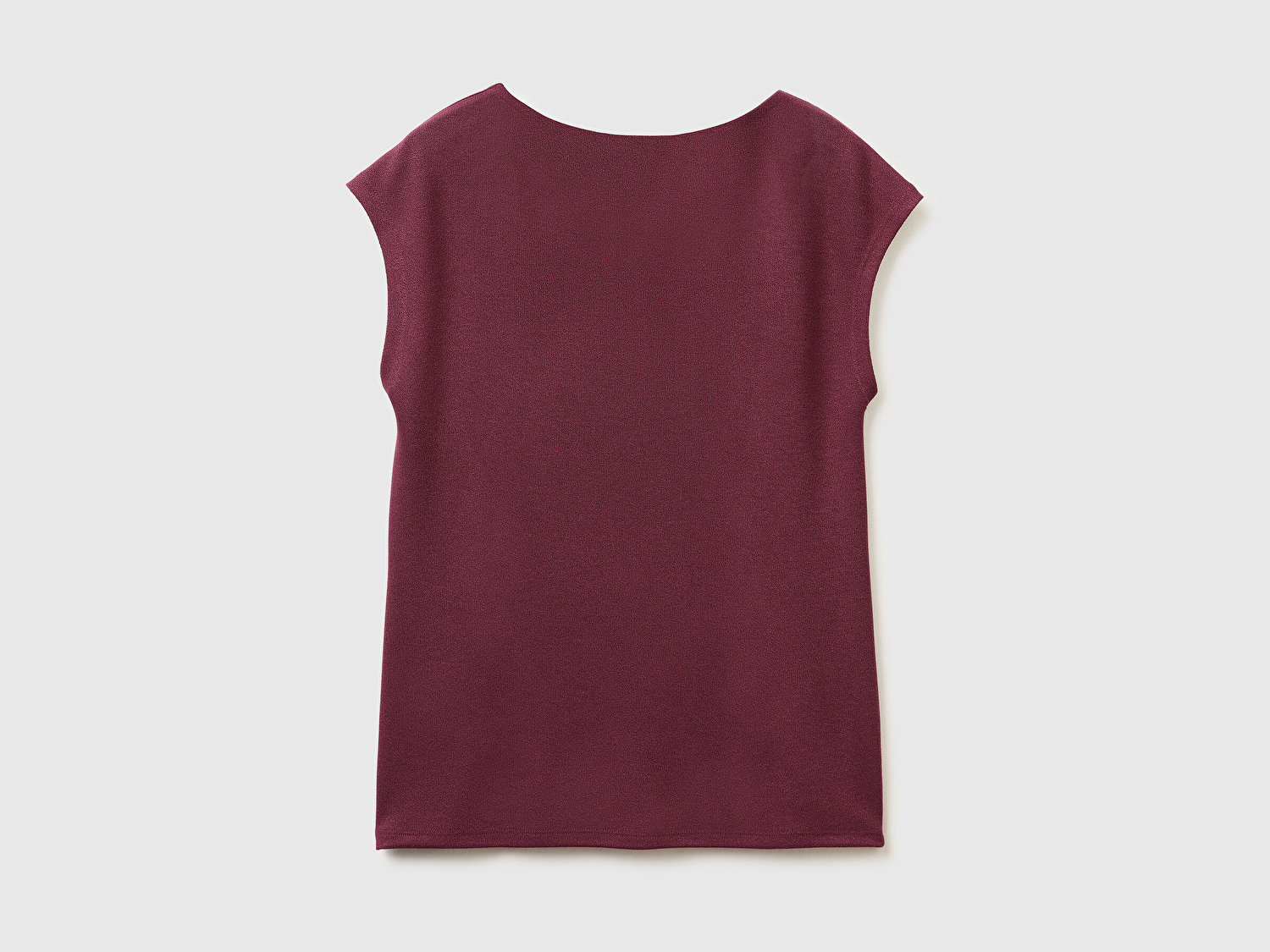 Benetton Kadın Mürdüm Viskoz Karışımlı Kayık Yaka Kolsuz Üst