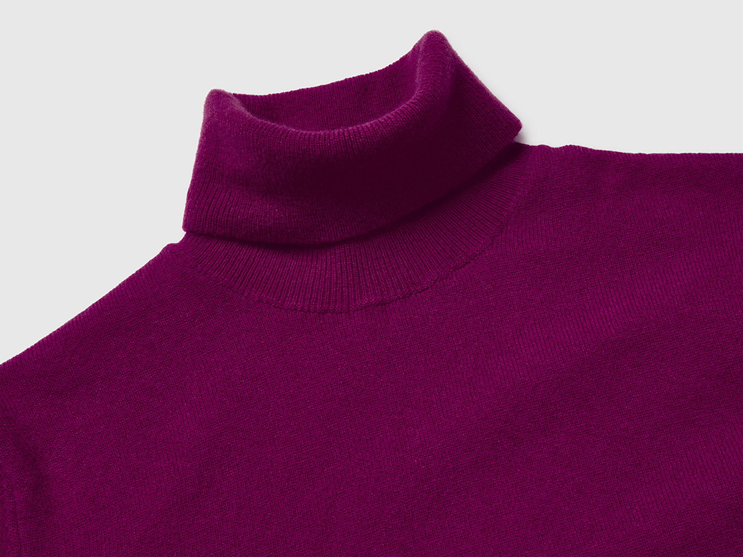 Kadın Mürdüm %100 Merino Dik Yaka  Kazak