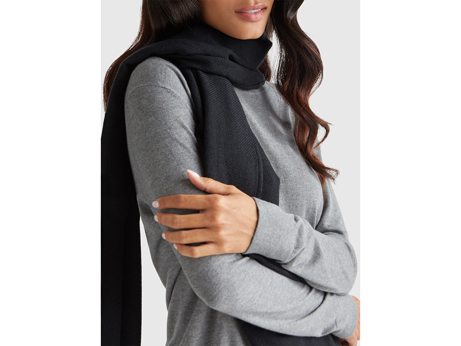 Benetton Kadın Siyah %100 Akrilik Püsküllü Şal