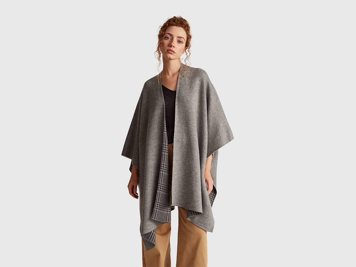 Benetton Kadın Antrasit Melanj Pamuk ve Yün Karışımlı Çift Taraflı Panço