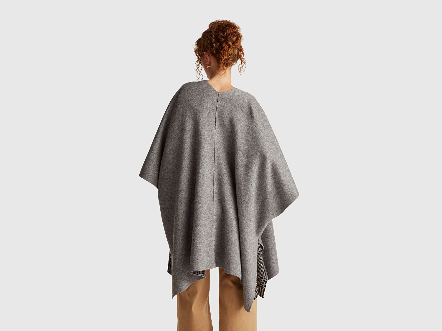 Benetton Kadın Antrasit Melanj Pamuk ve Yün Karışımlı Çift Taraflı Panço