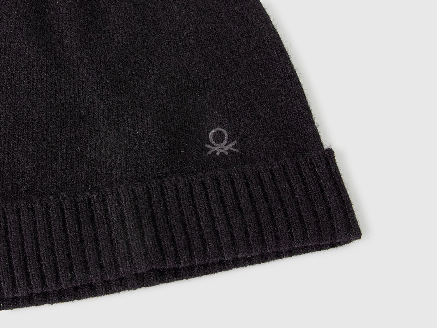 Benetton Kadın Sİyah Yün ve Kaşmir Karışımlı Önü Logo Detaylı Ribana Detaylı Bere