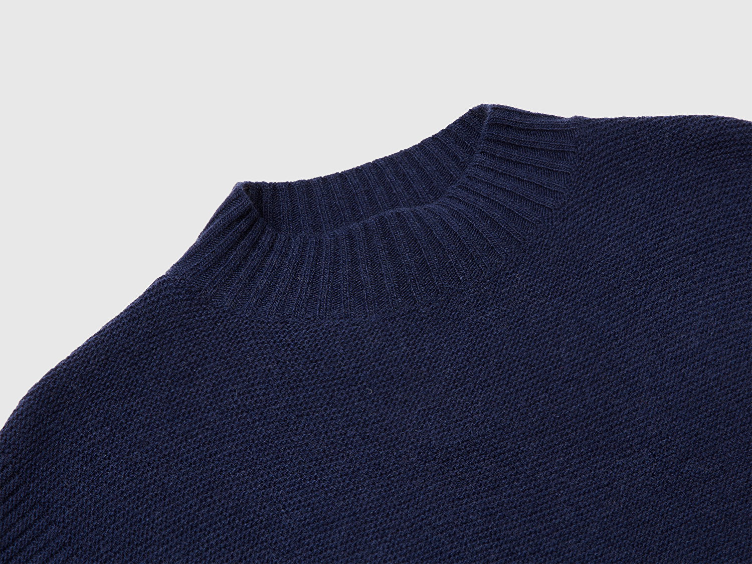 Benetton Kadın Lacivert Yün Karışımlı Ribana Detaylı Yırtmaçlı Kolsuz Kazak