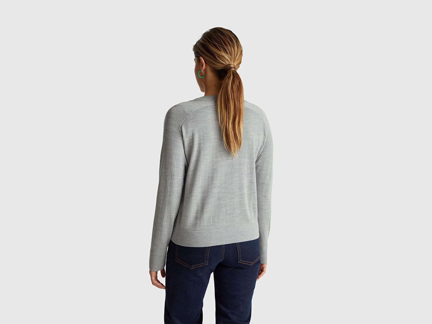 Benetton Kadın Gri Melanj %100 Yün Önü Cep Detaylı Düğmeli V Yaka Hırka